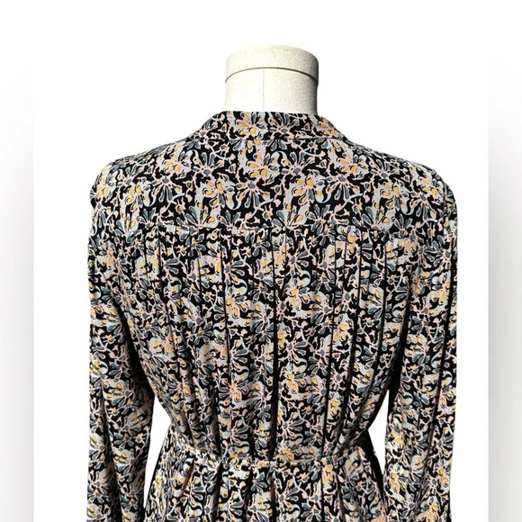NWT Loft long sleeve floral tie-waist dress, v-neck collar, size small - Picture 7 of 16
